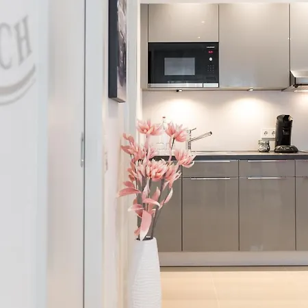 מלון דירות Friedrich Boutique-apartments 5*