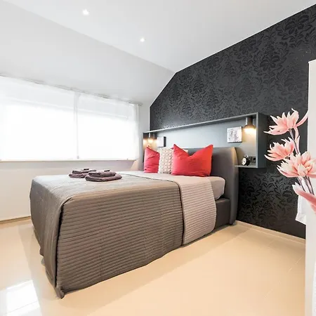 Friedrich Boutique-apartments 5*