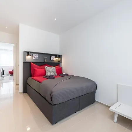 Friedrich Boutique-apartments מלון דירות 5*