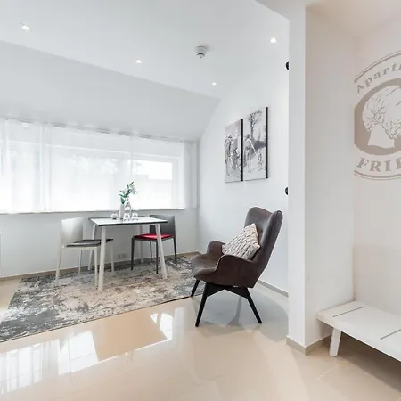 프리드리히 부티크-아파트먼트