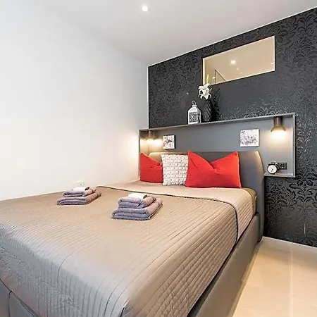 Friedrich Boutique-apartments Aparthotel 5*