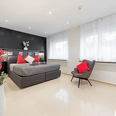Friedrich Boutique-apartments 5*