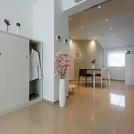 Aparthotel Friedrich Boutique-apartments 5*