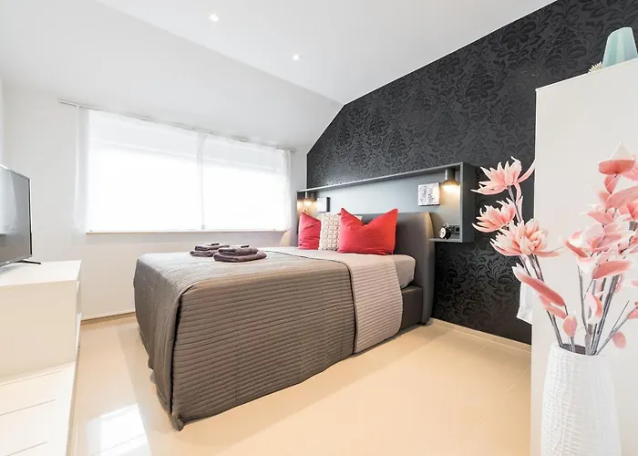 Friedrich Boutique-apartments 5*